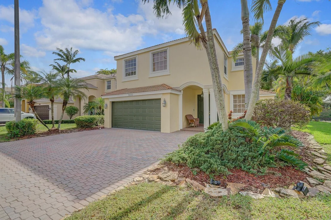 Photo of 9020 Alexandra Circle