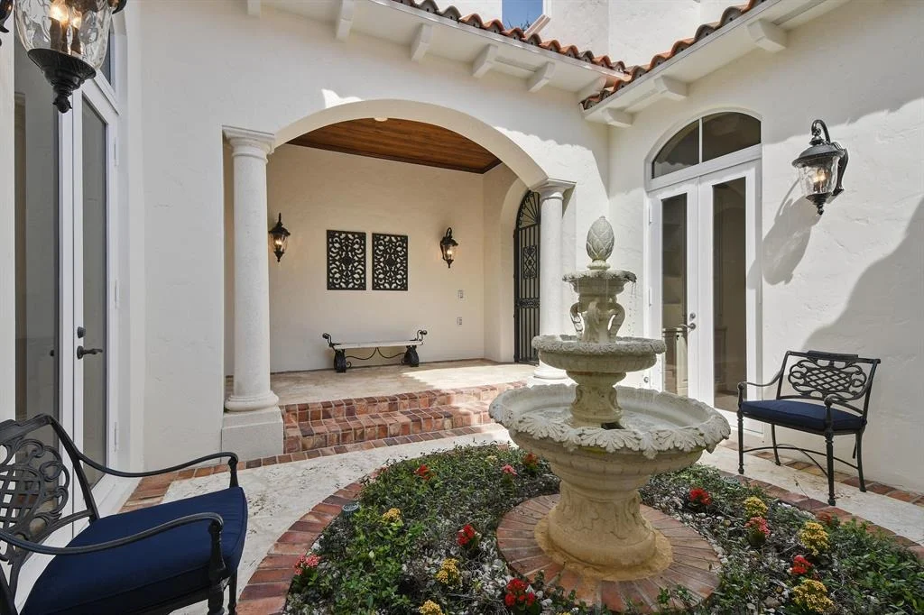 Photo of 652 Hermitage Circle