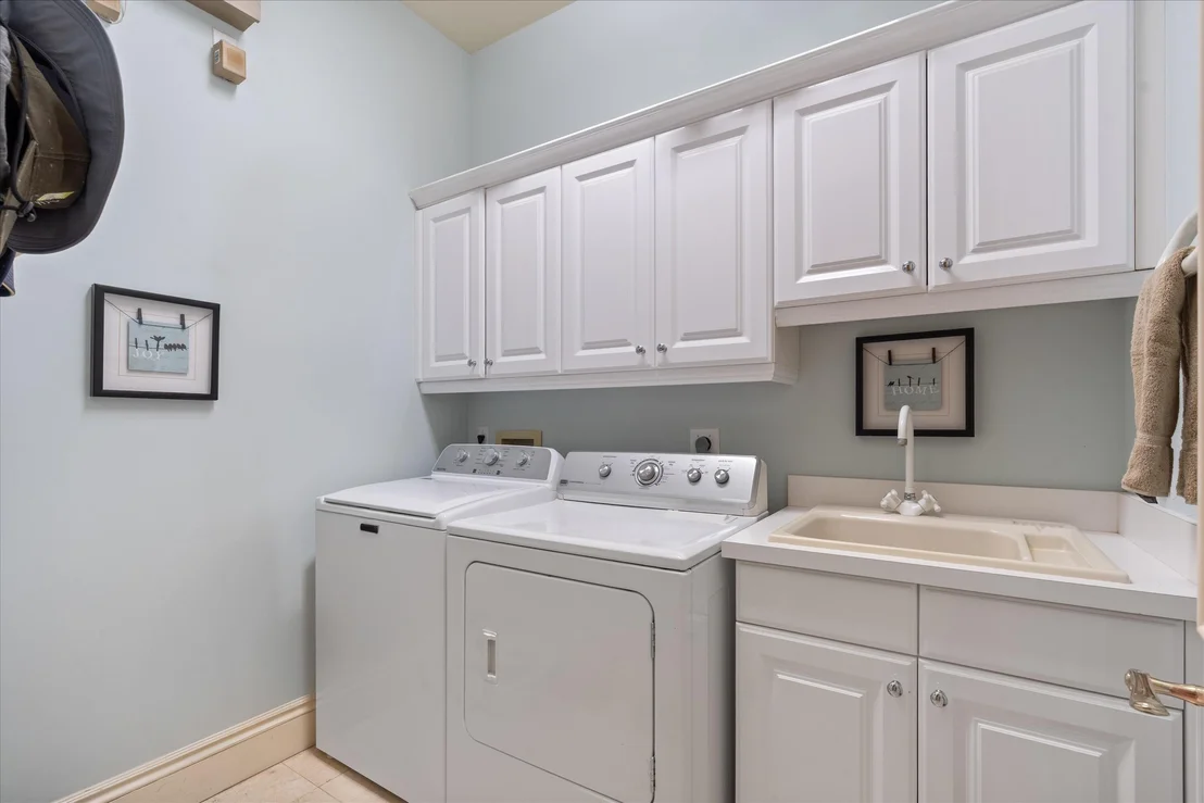 Photo of 602 Oak Harbour Drive