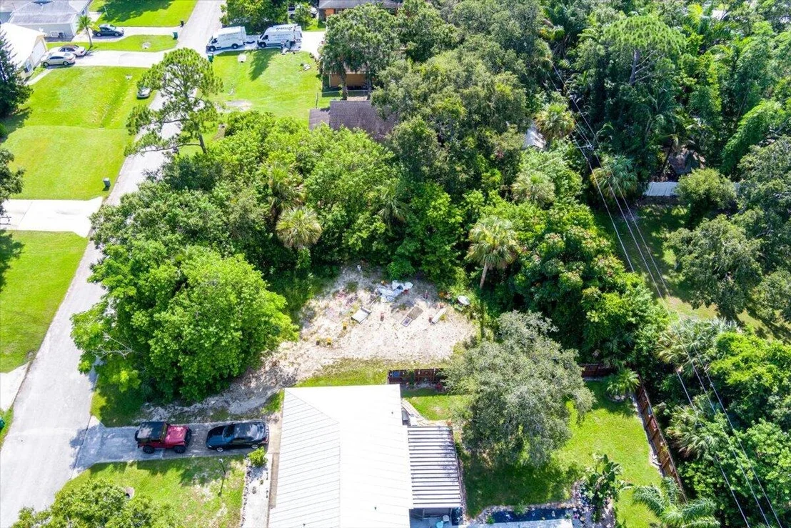 Photo of 8203 Paso Robles Boulevard