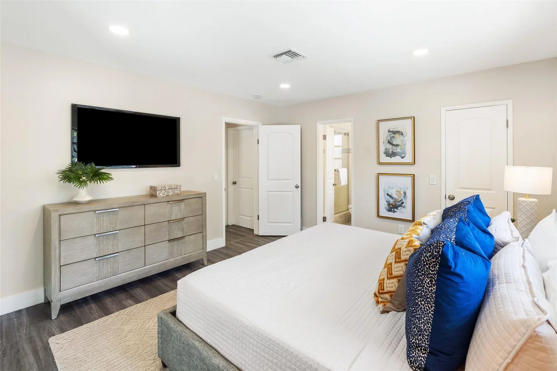 Photo of 420 SE 6th Avenue