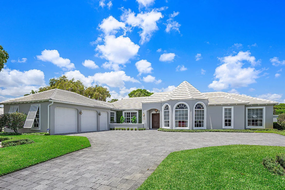 Photo of 440 Glenbrook Drive