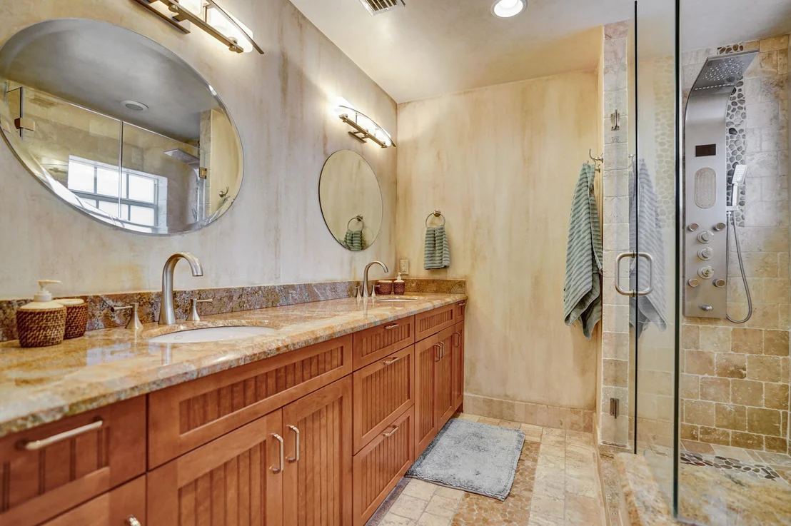 Photo of 445 SE 17th Terrace