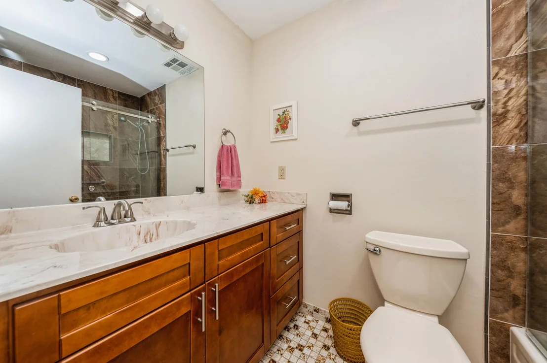 Photo of 15888 Laurel Oak Circle