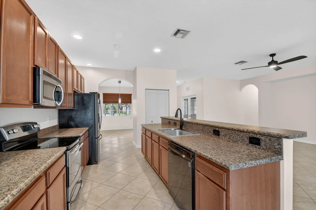 Photo of 6810 Osage Circle