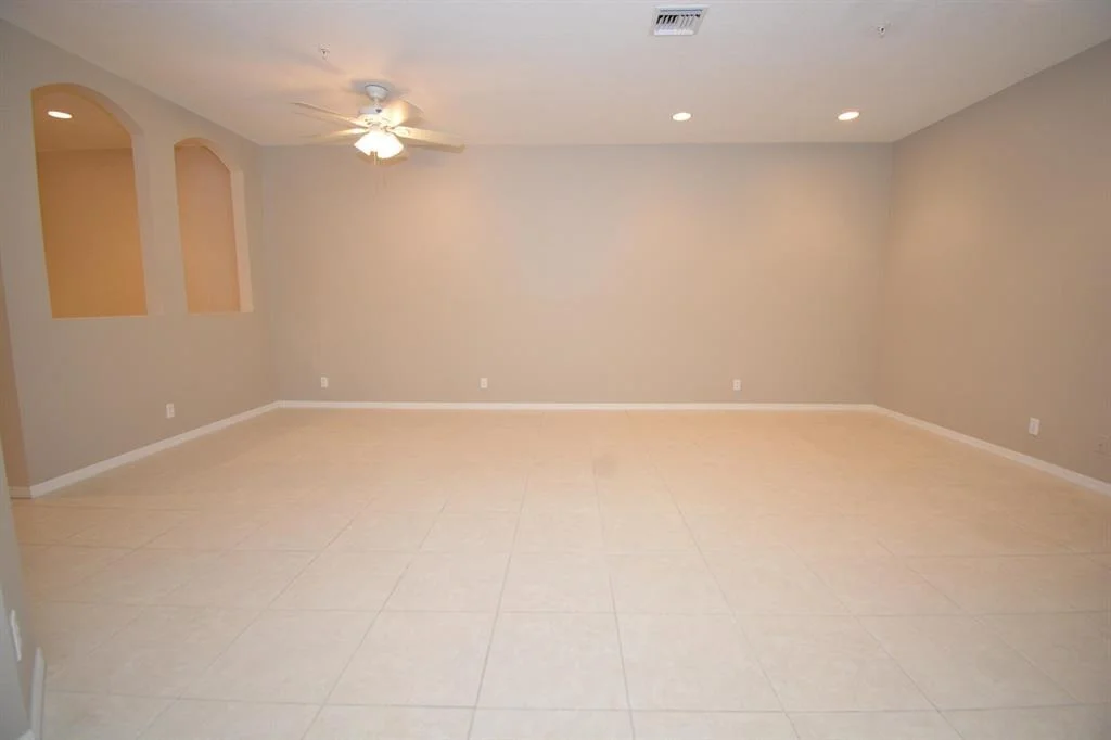 Photo of Unit G at 110 Lighthouse Circle