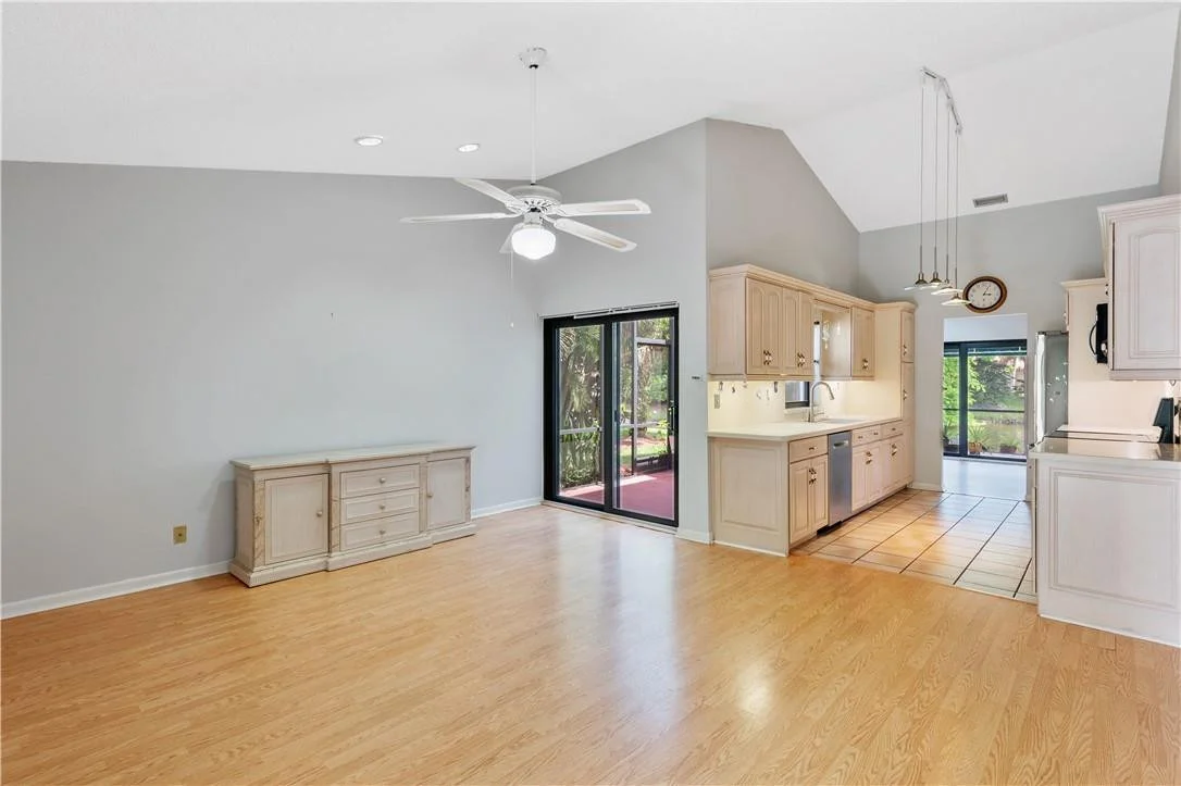 Photo of 6420 Via Tierra