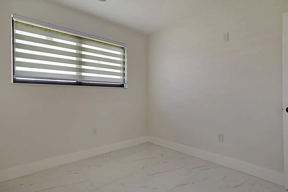 Photo of 421 FONTANA Drive