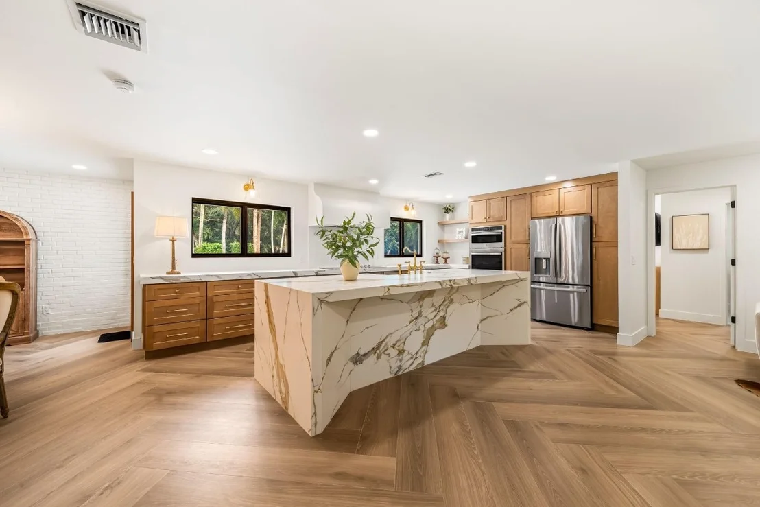 Photo of 3547 B Road