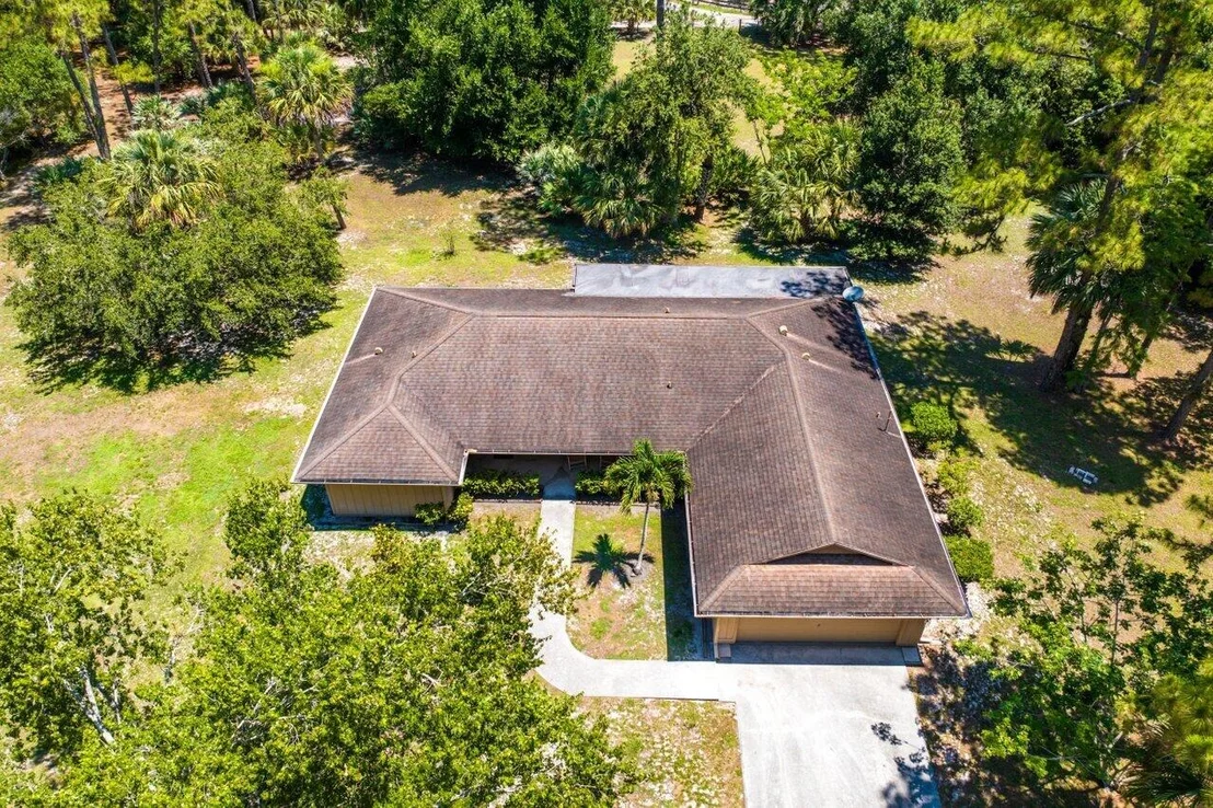 Photo of 15094 Timberlane Place