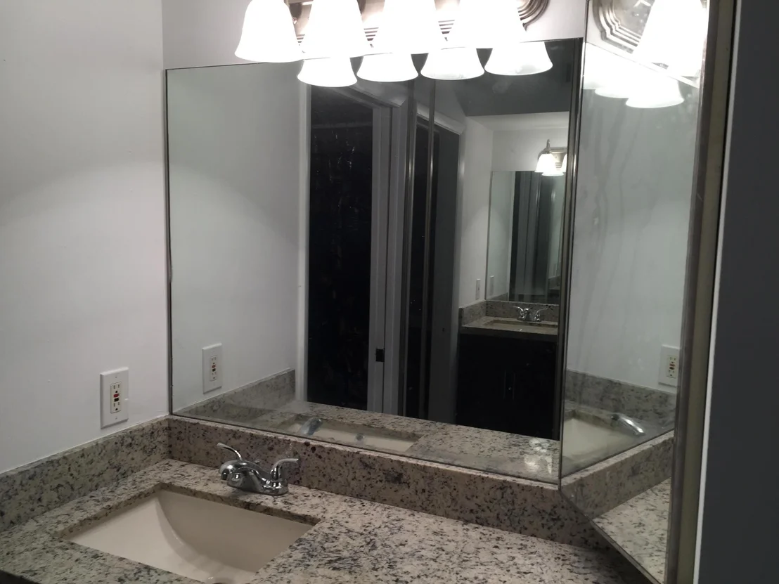 Photo of Unit D at 8152 Thames Boulevard