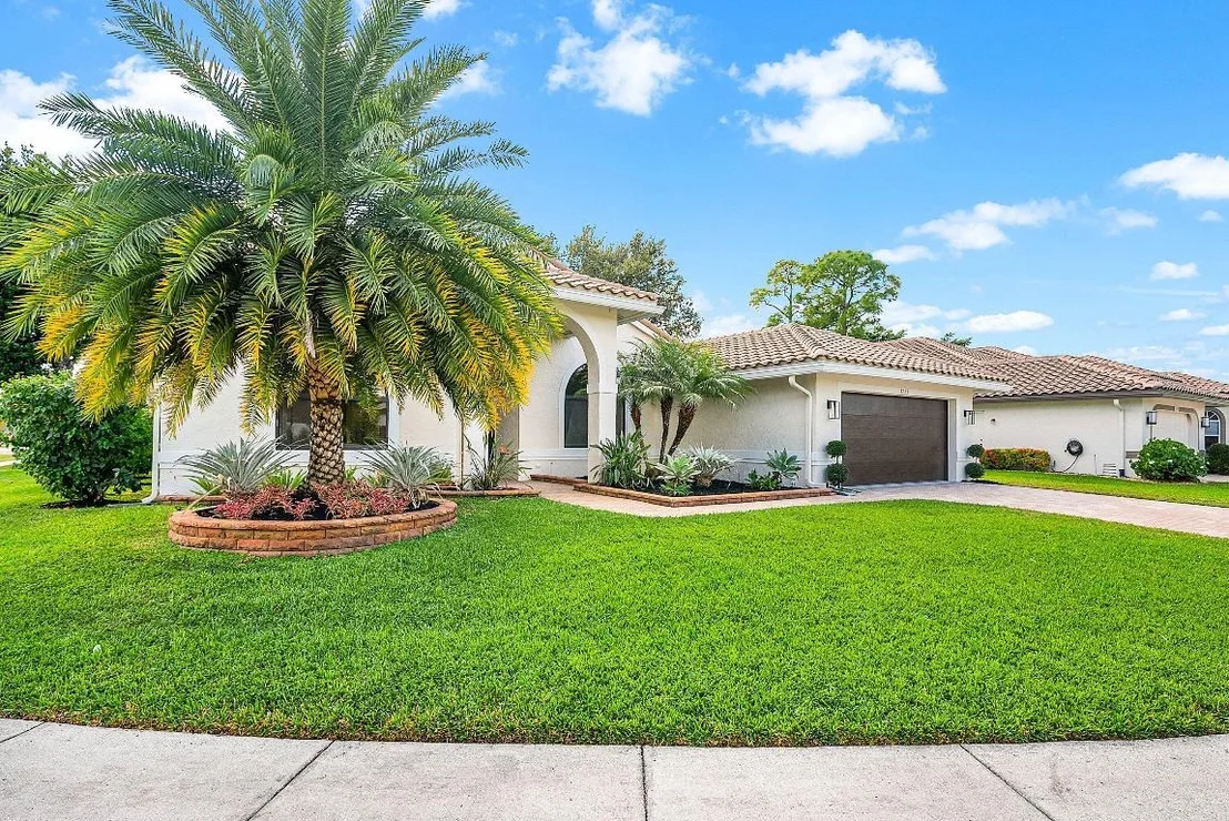 Photo of 5723 Aspen Ridge Circle