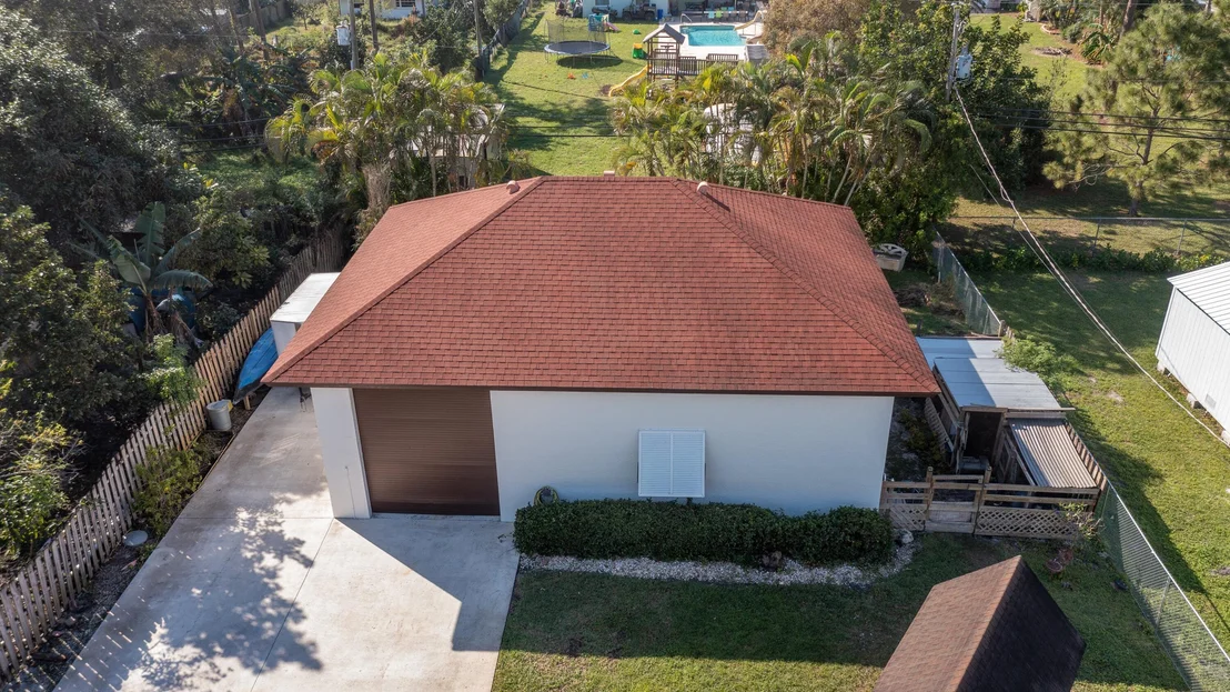 Photo of 5587 1st Road