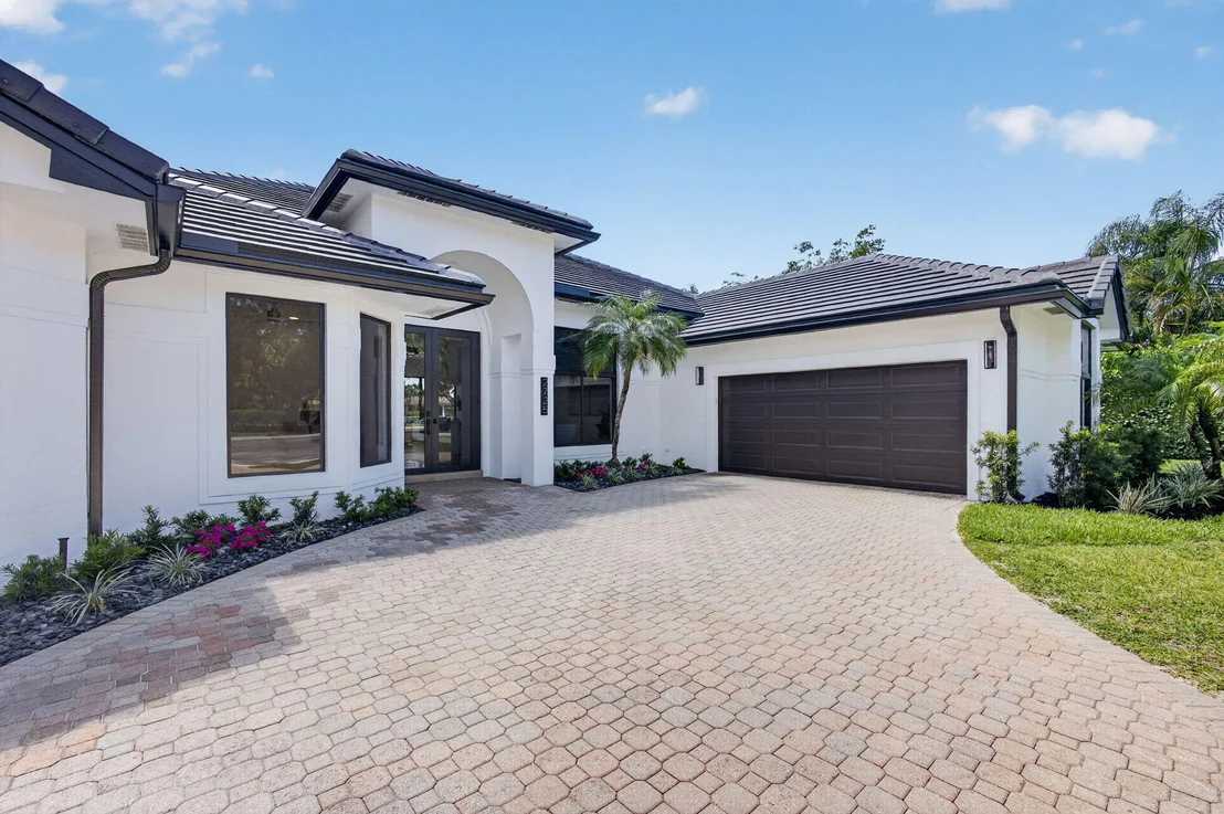 Photo of 2725 Seneca Circle