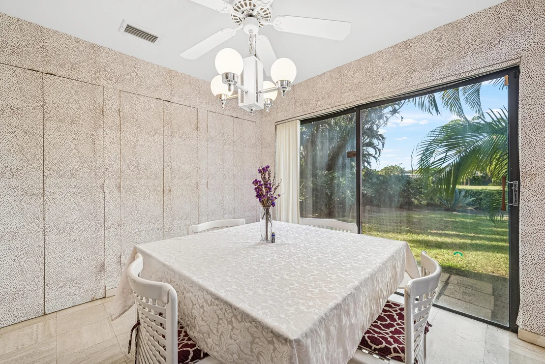 Photo of 5104 Pineview Circle