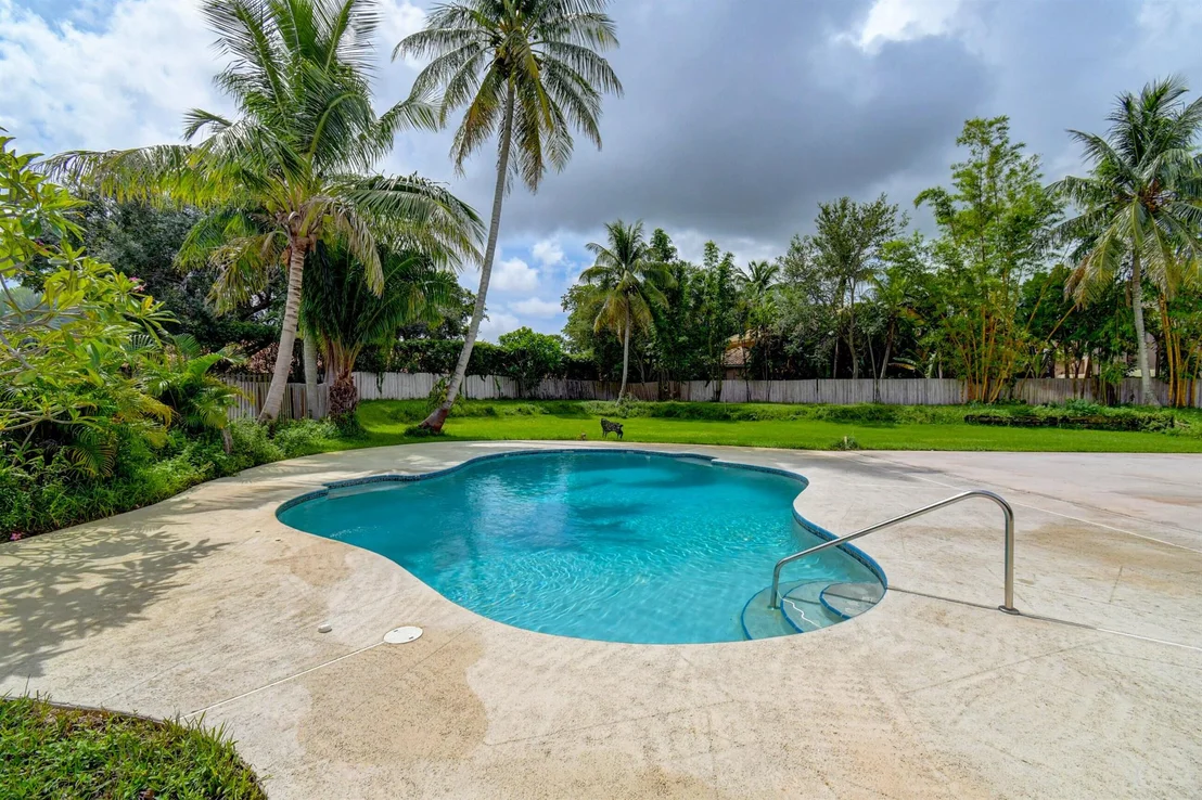 Photo of 5822 Sun Pointe Circle