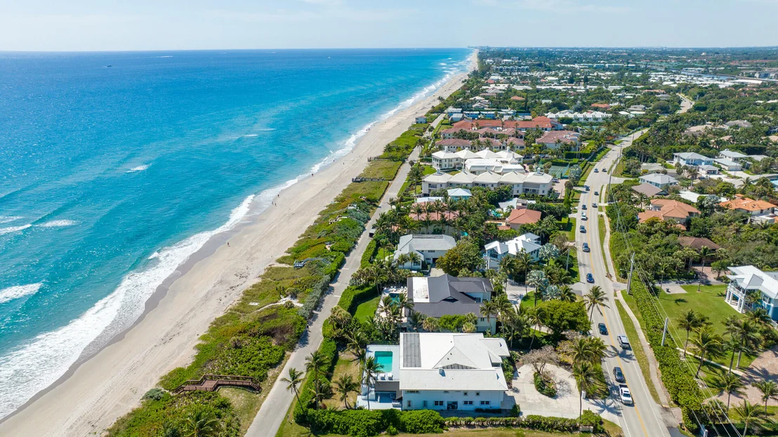 Photo of 5929 N Ocean Boulevard