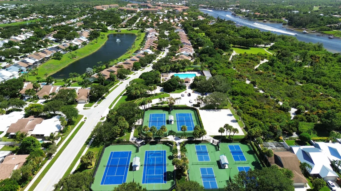 Photo of 125 Harbourside Circle