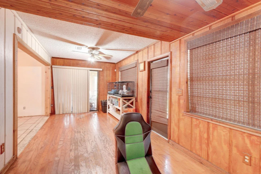 Photo of 6107 Hickory Drive