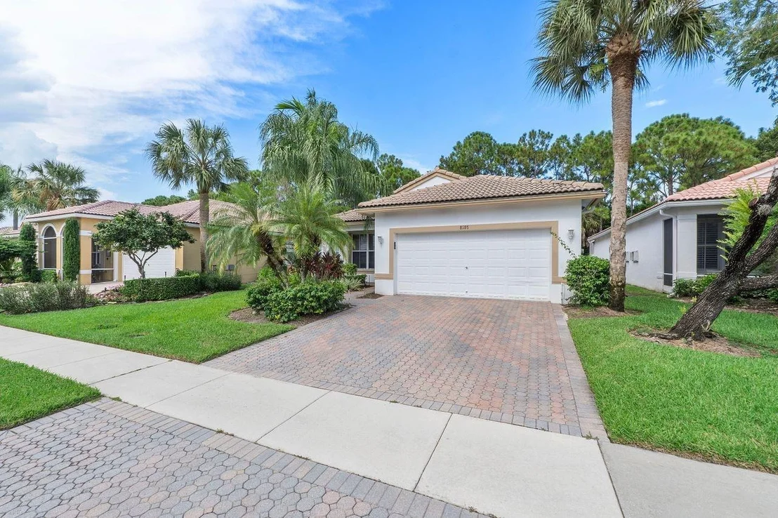 Photo of 8187 Bellafiore Way