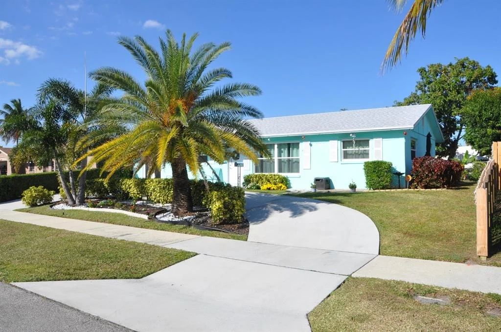 Photo of 551 Teak Drive