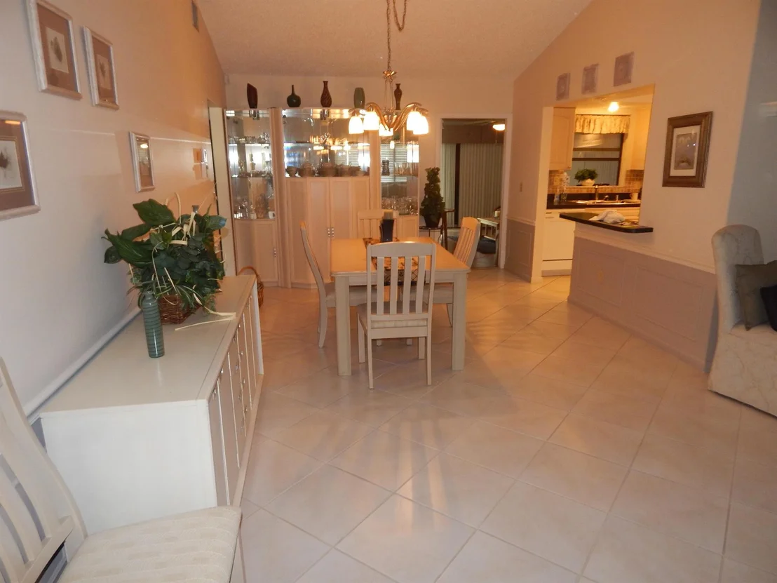 Photo of 6239 Lakemont Circle