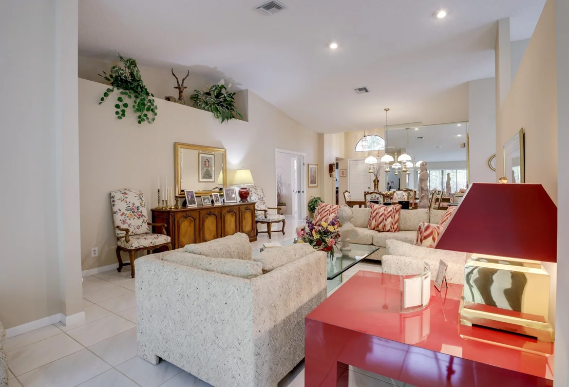 Photo of 8421 Leeway Lane
