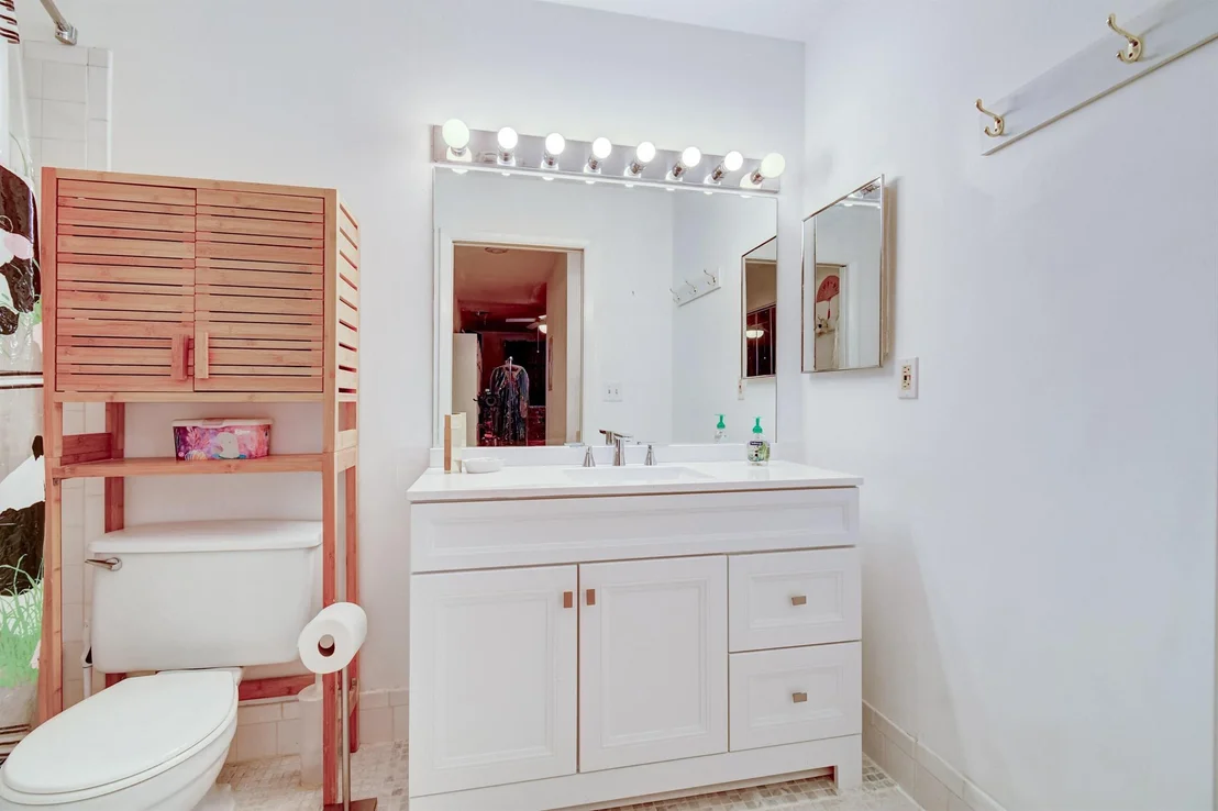 Photo of Unit B at 13947 Nesting Way