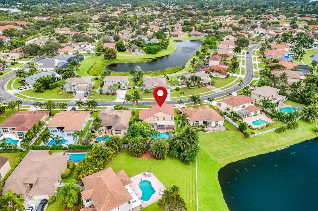 Photo of 6145 Indian Forest Circle