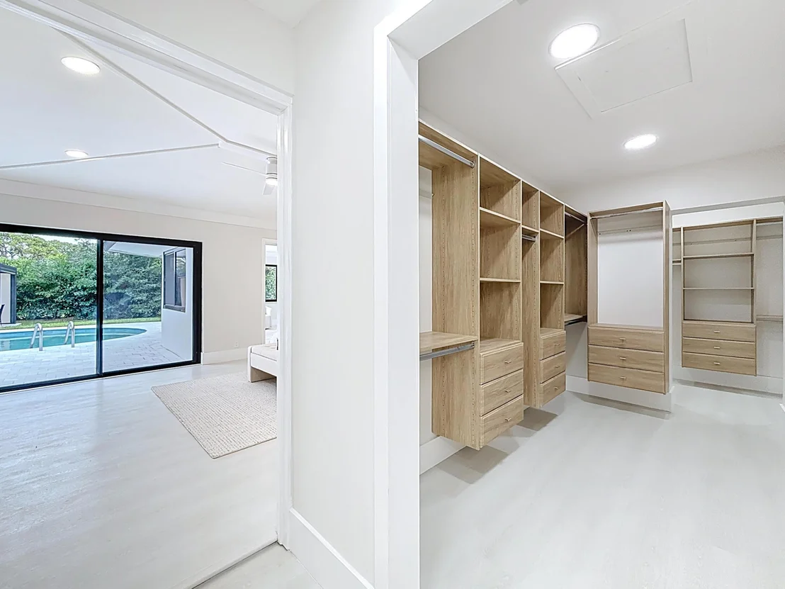 Photo of 5100 Pineview Circle