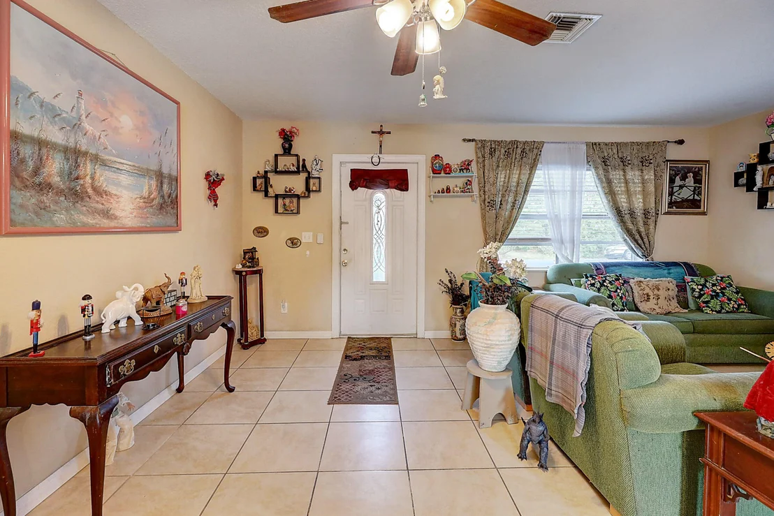 Photo of 5906 Cassia Drive