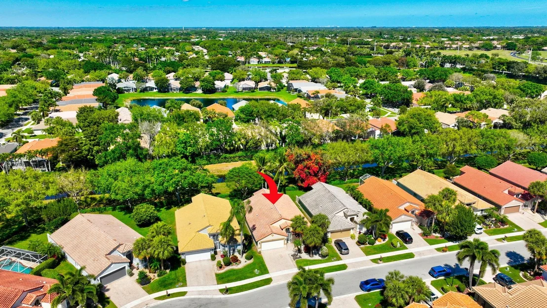 Photo of 6631 Sherbrook Drive