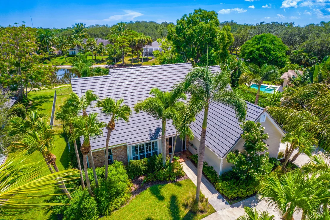 Photo of 18360 SE Lakeside Drive