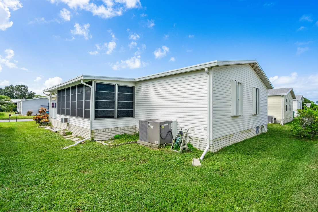 Photo of 834 Lychee Drive
