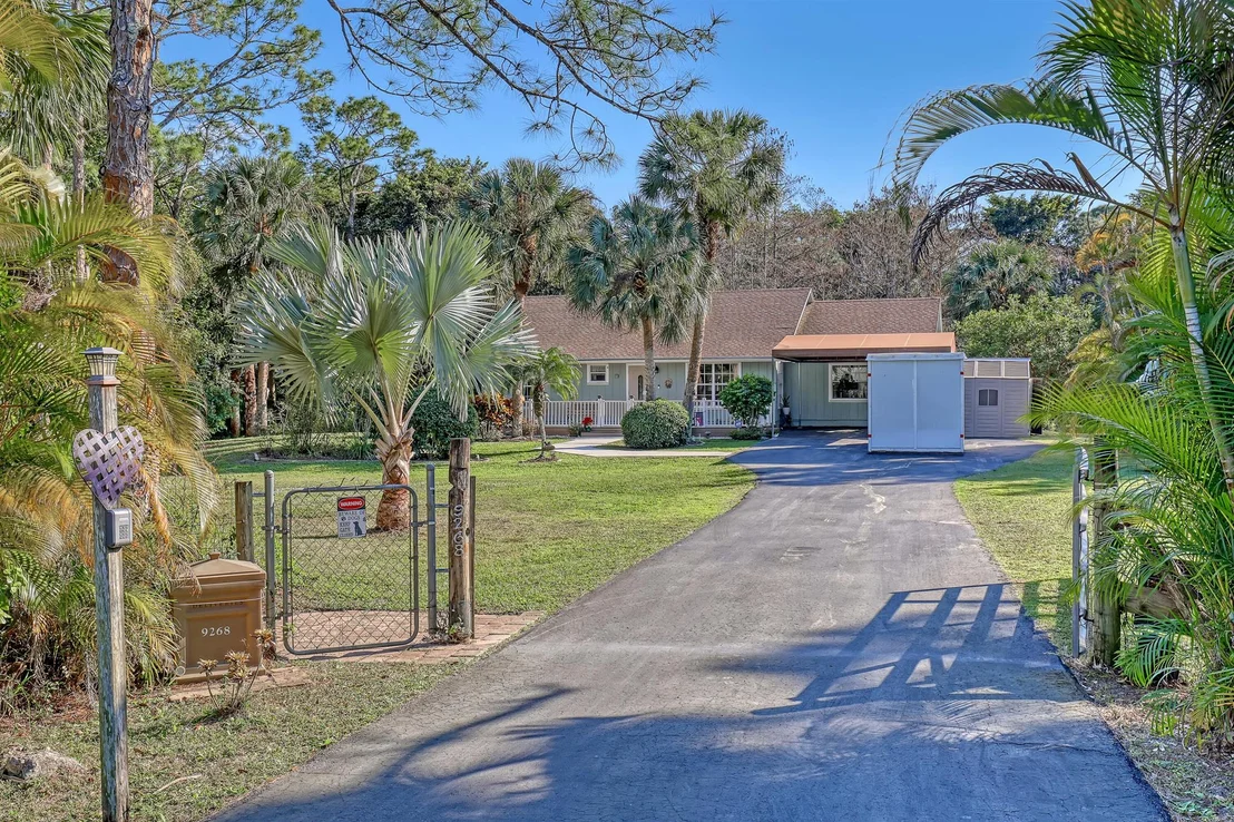 Photo of 9268 166th Way N