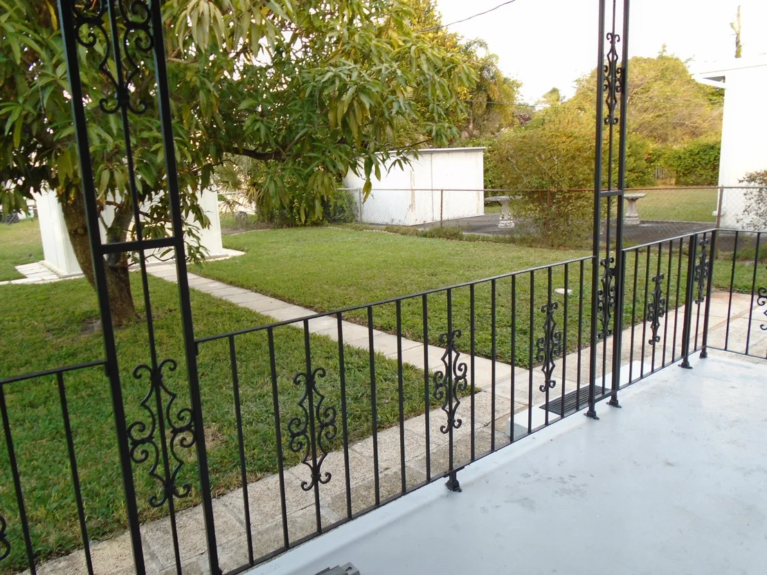 Photo of 831 El Prado