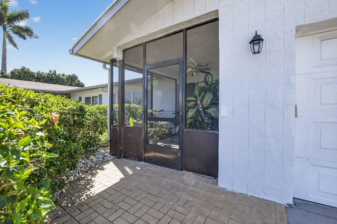 Photo of 6277 Overland Place