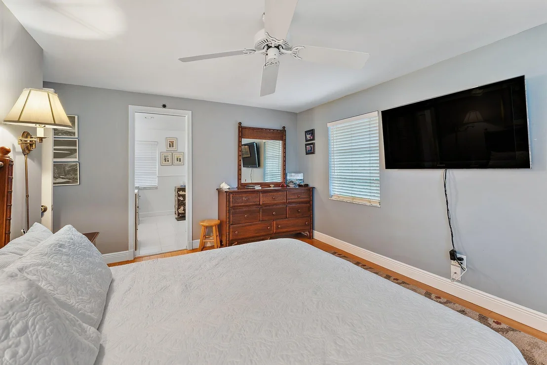 Photo of 4166 NE Sunset Drive
