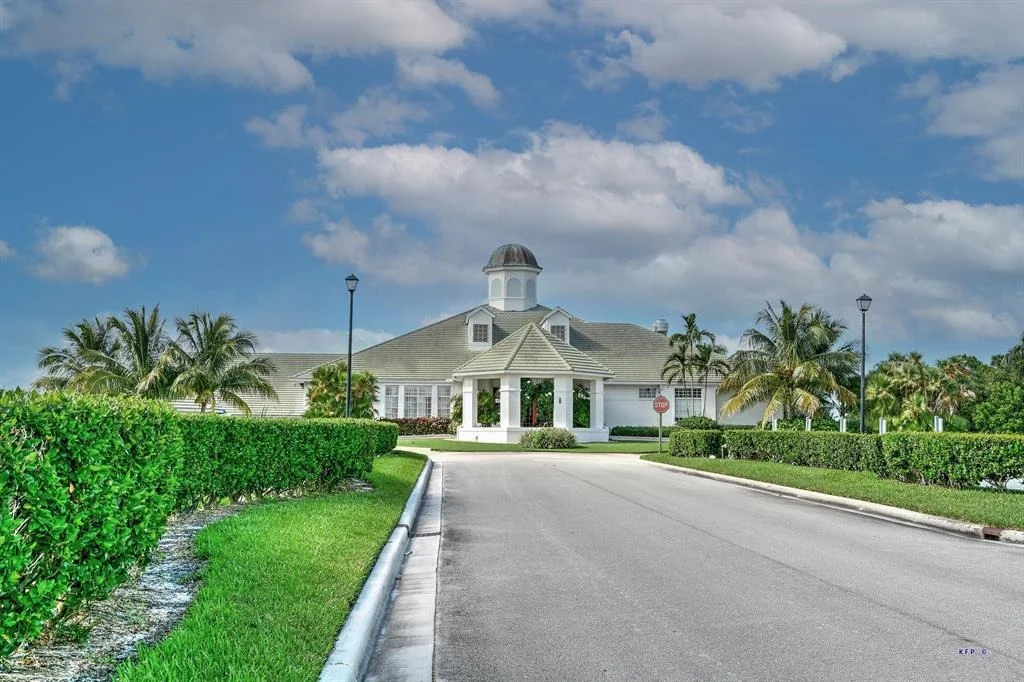 Photo of 8092 SE Double Tree Drive