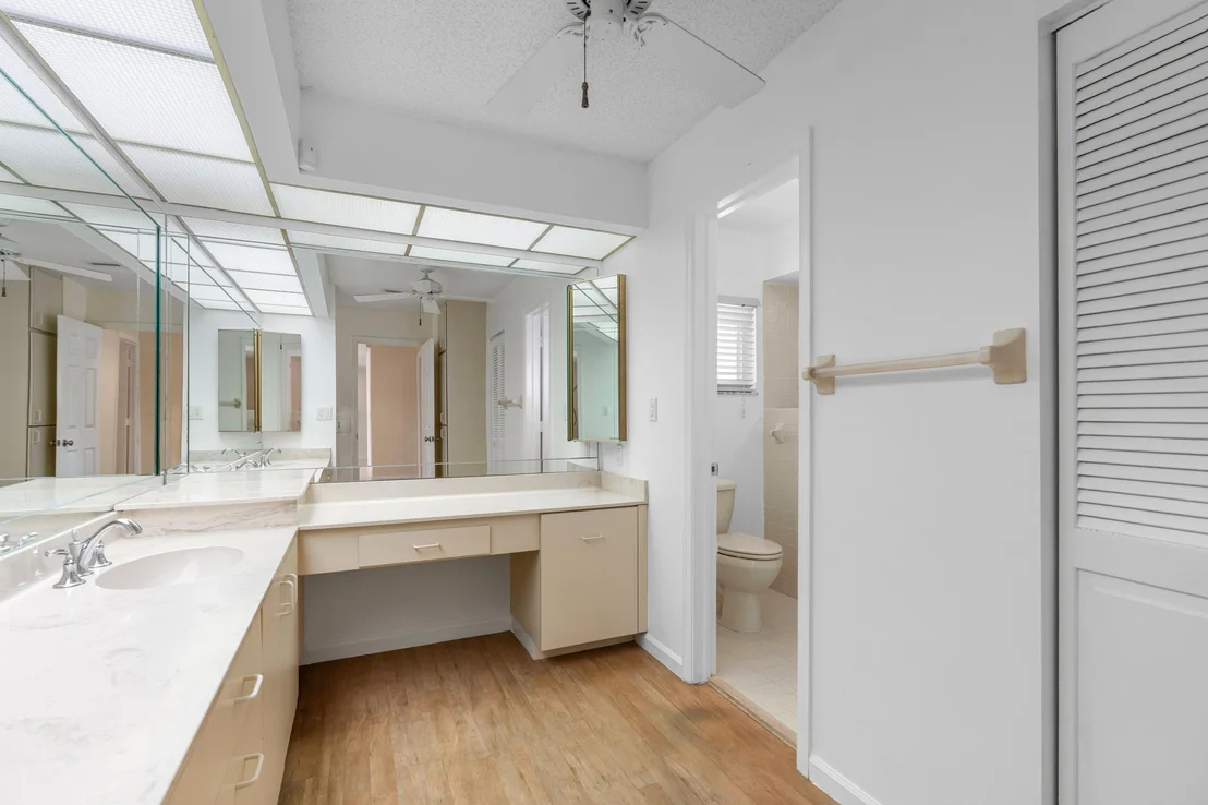 Photo of 6230 Petaluma Drive