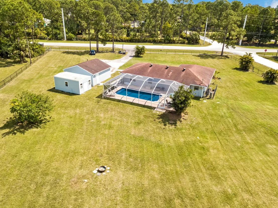 Photo of 4793 Avocado Boulevard