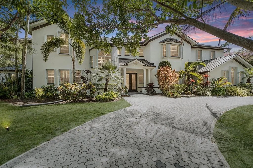 Photo of 13638 Greentree Trail
