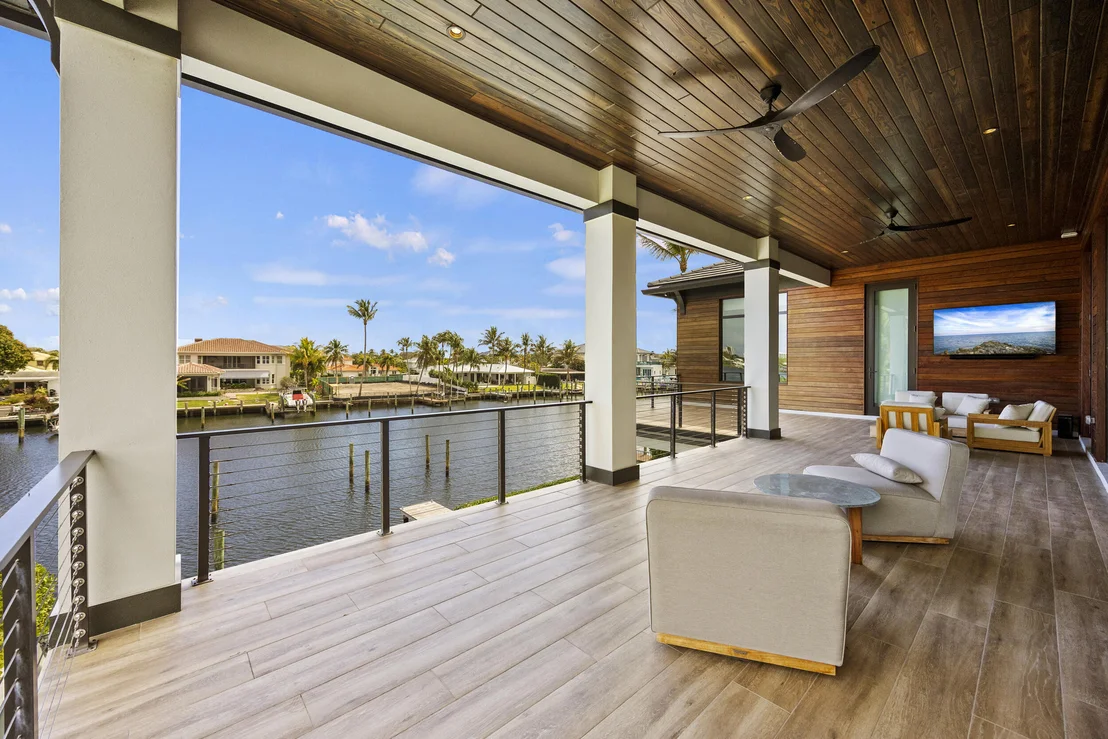 Photo of 736 Lagoon Drive