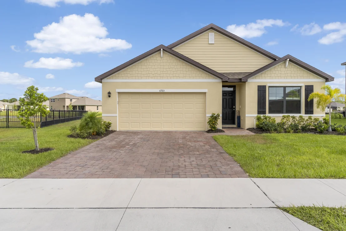 Photo of 6765 Topaz Drive