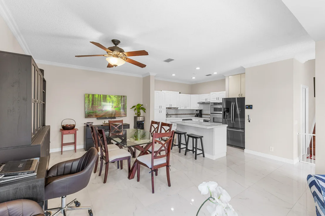 Photo of 907 Stanton Drive