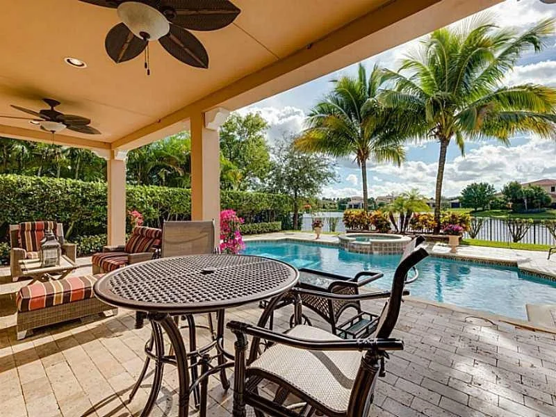 Photo of 9528 Eden Manor