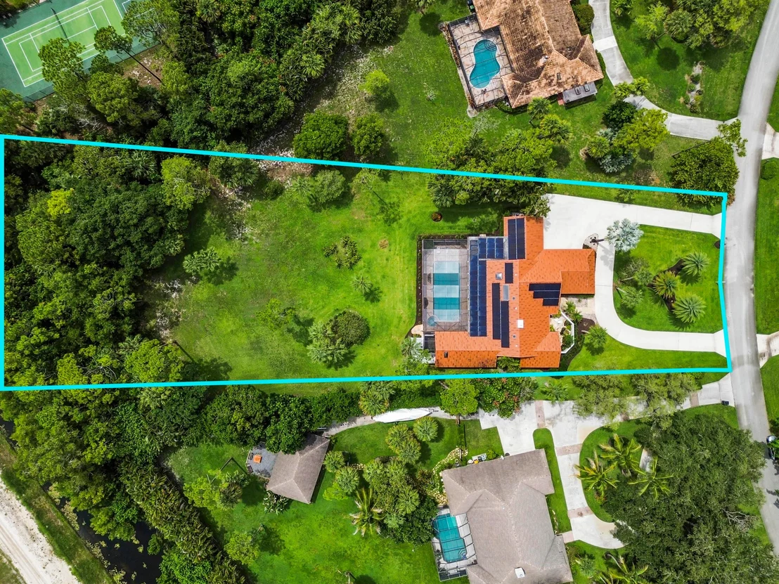 Photo of 13067 Doubletree Circle
