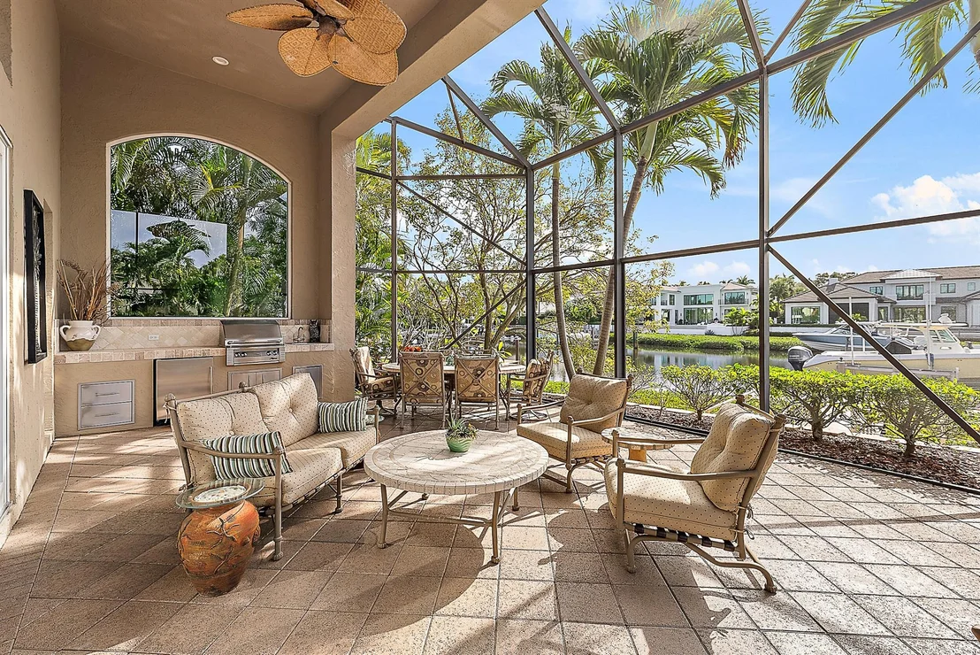 Photo of 139 Commodore Drive
