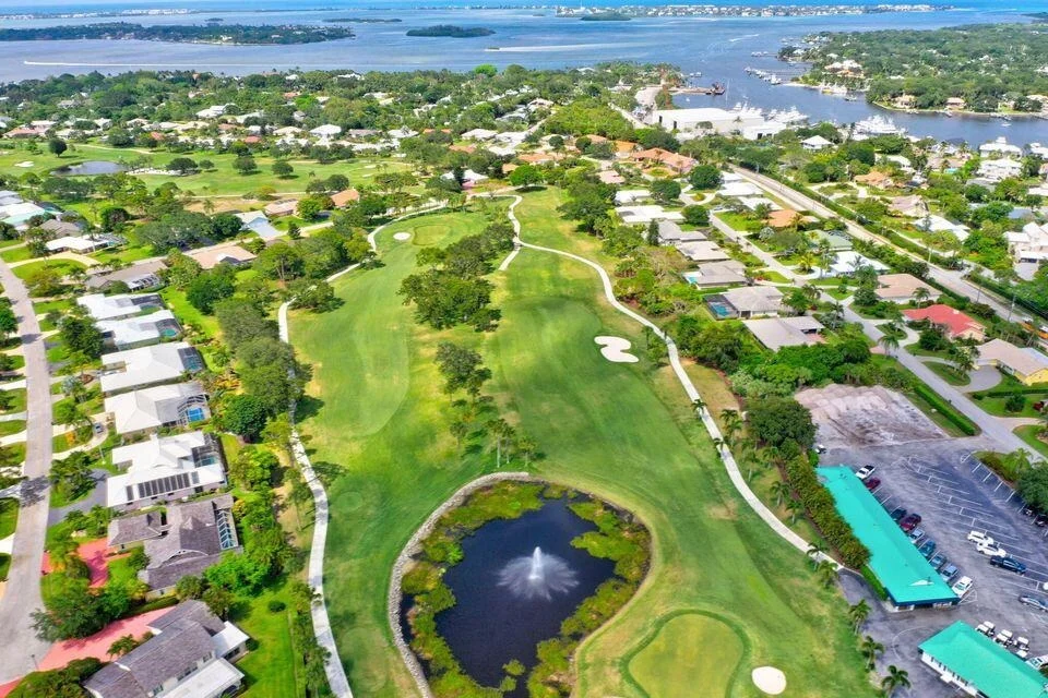 Photo of 3763 SE Fairway E