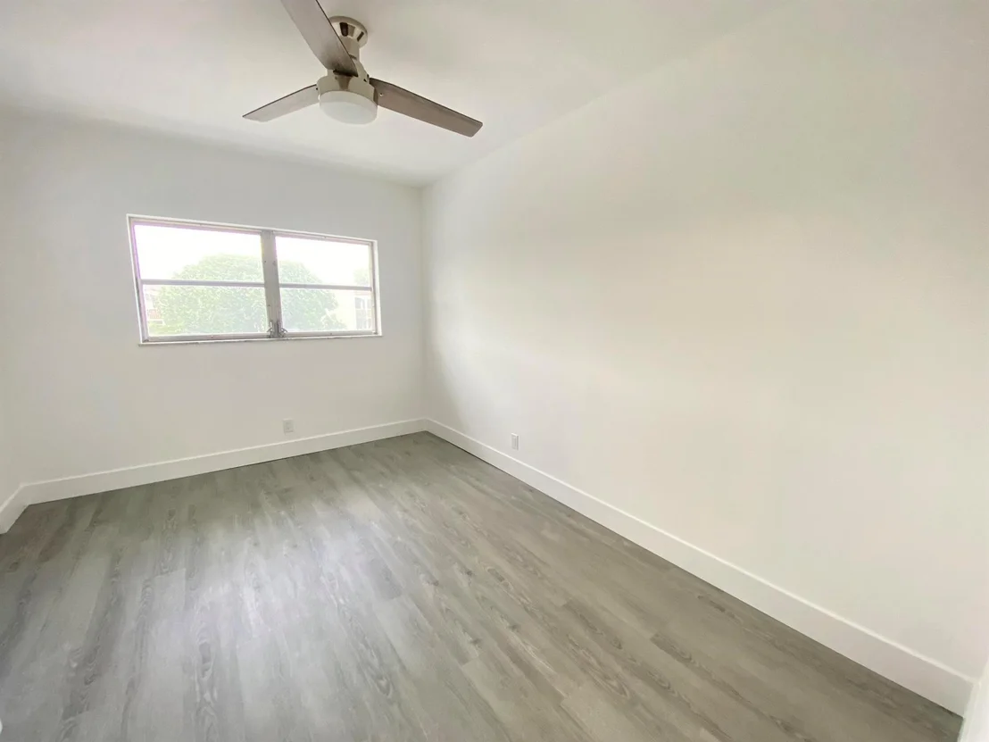 Photo of Unit 306 at 600 Pine Drive